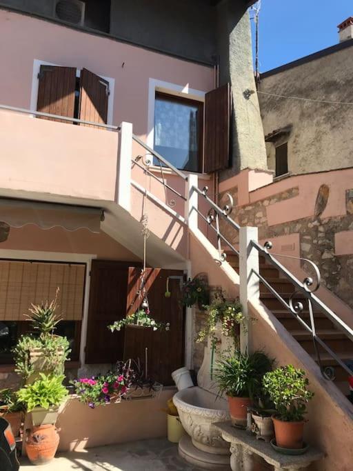 Corte Cardo Manerba del Garda Luaran gambar